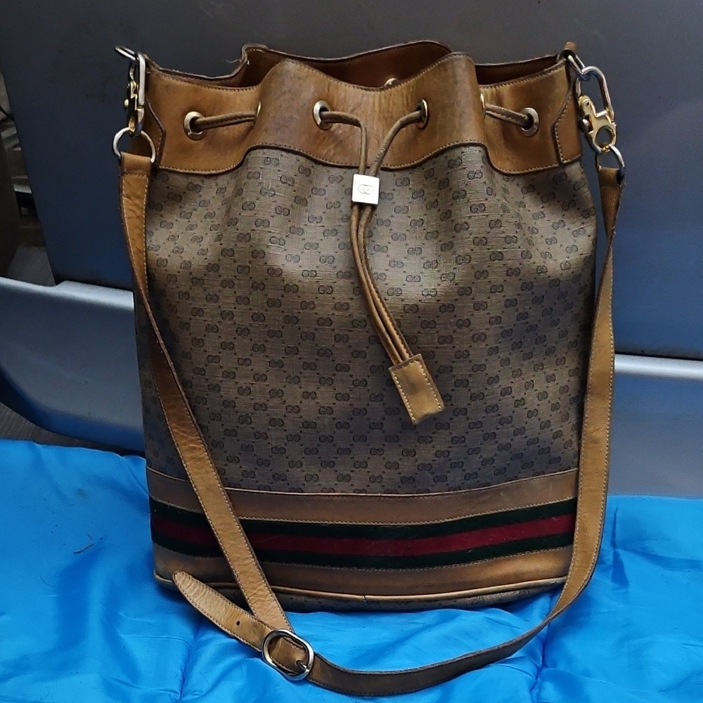 Gucci Tan and Brown Patterned Shoulder Bag